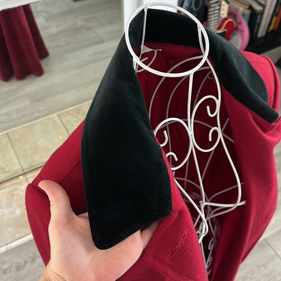 VINTAGE Union Workers Wool Red Pea Coat with Black Velvet Cuffs & Collar Sz 10 - Picture 3 of 9